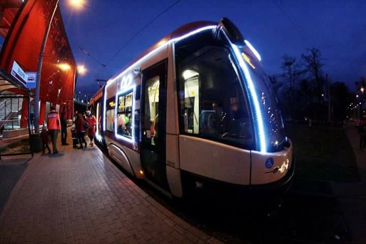 Mikołajkowy tramwaj po raz drugi na torach